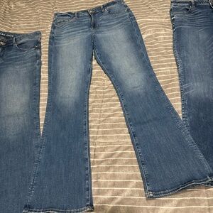 3 pair ladies American Eagle Jeans